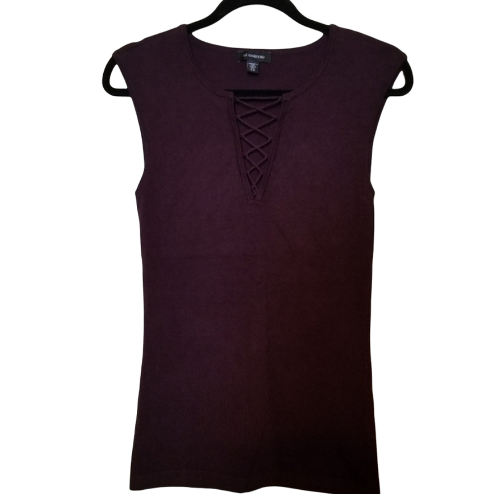 LE CHATEAU Sleeveless Top